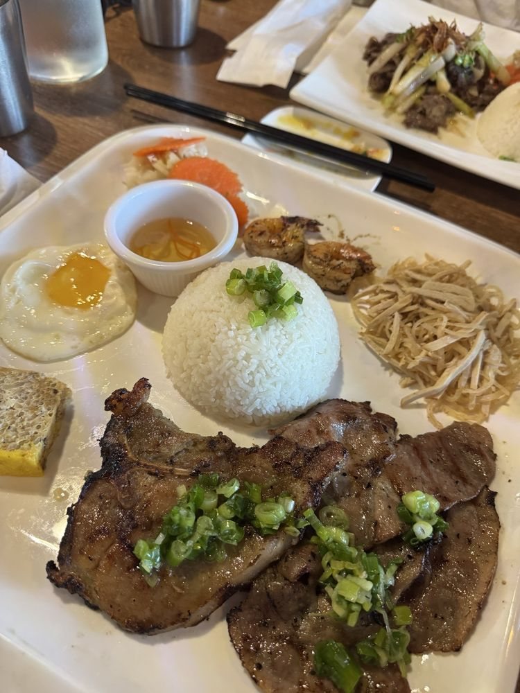 House combo rice plate on the table